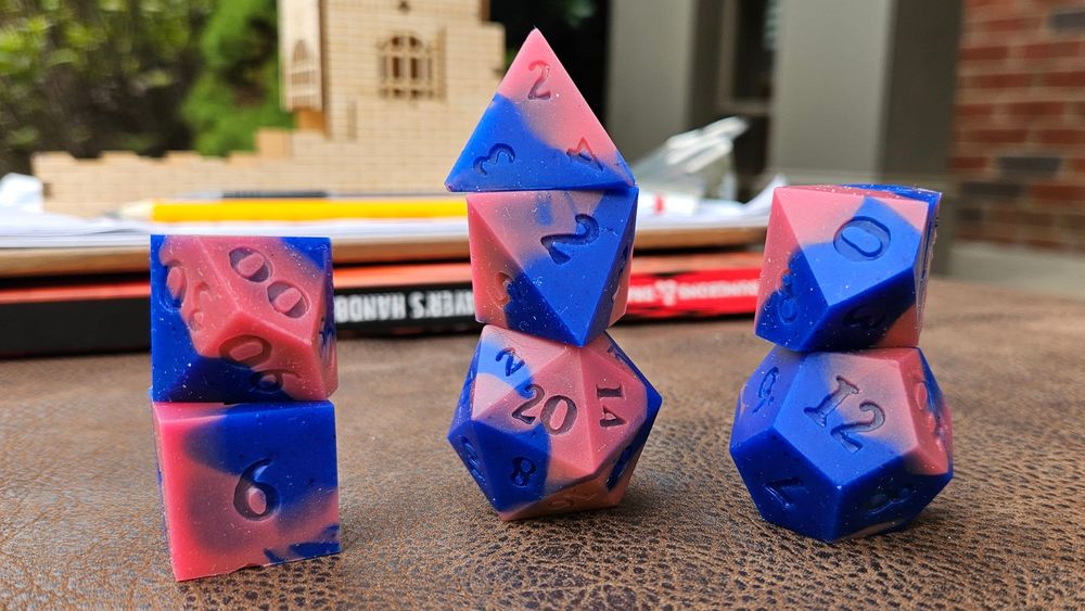 UV Color Change Glow in the Dark Burgundy/Orange and Blue po...