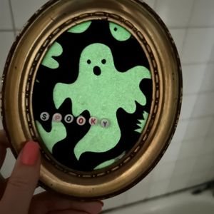 Glow in the dark ghost 