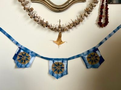 Blue/Yellow star pennants