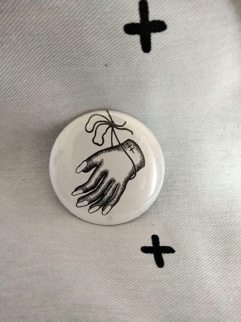 Hand button