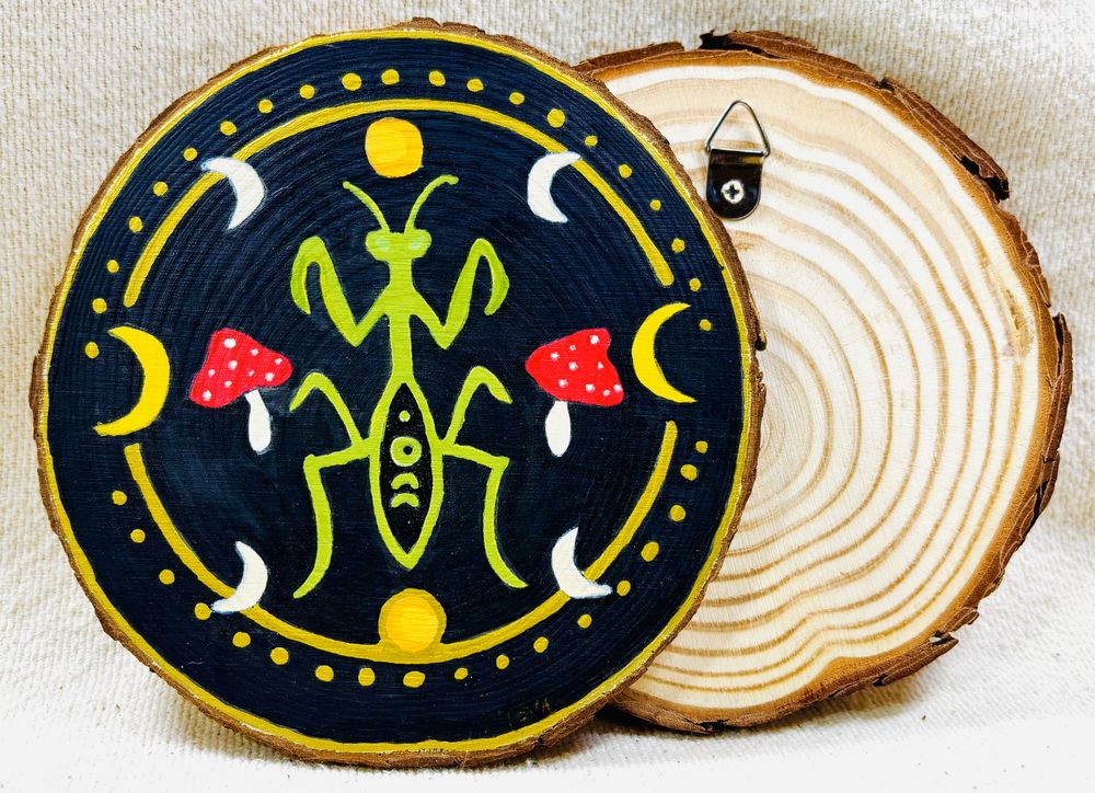Mantis Moon