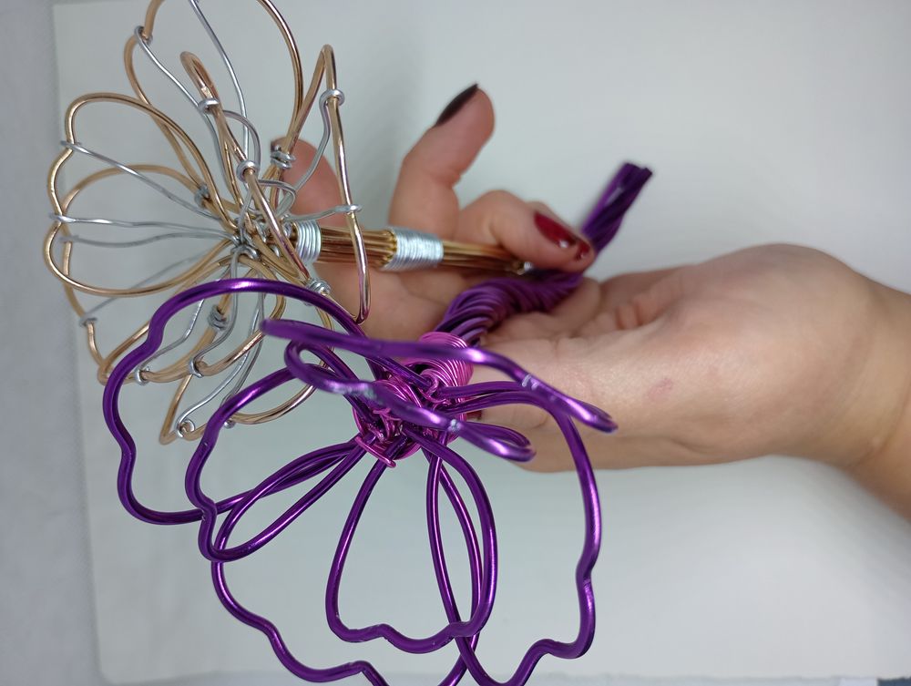 Aluminum flower (1 per sale)