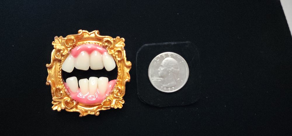T.M.I. “Meat Grinder”  1/10 sculpted wearable pin