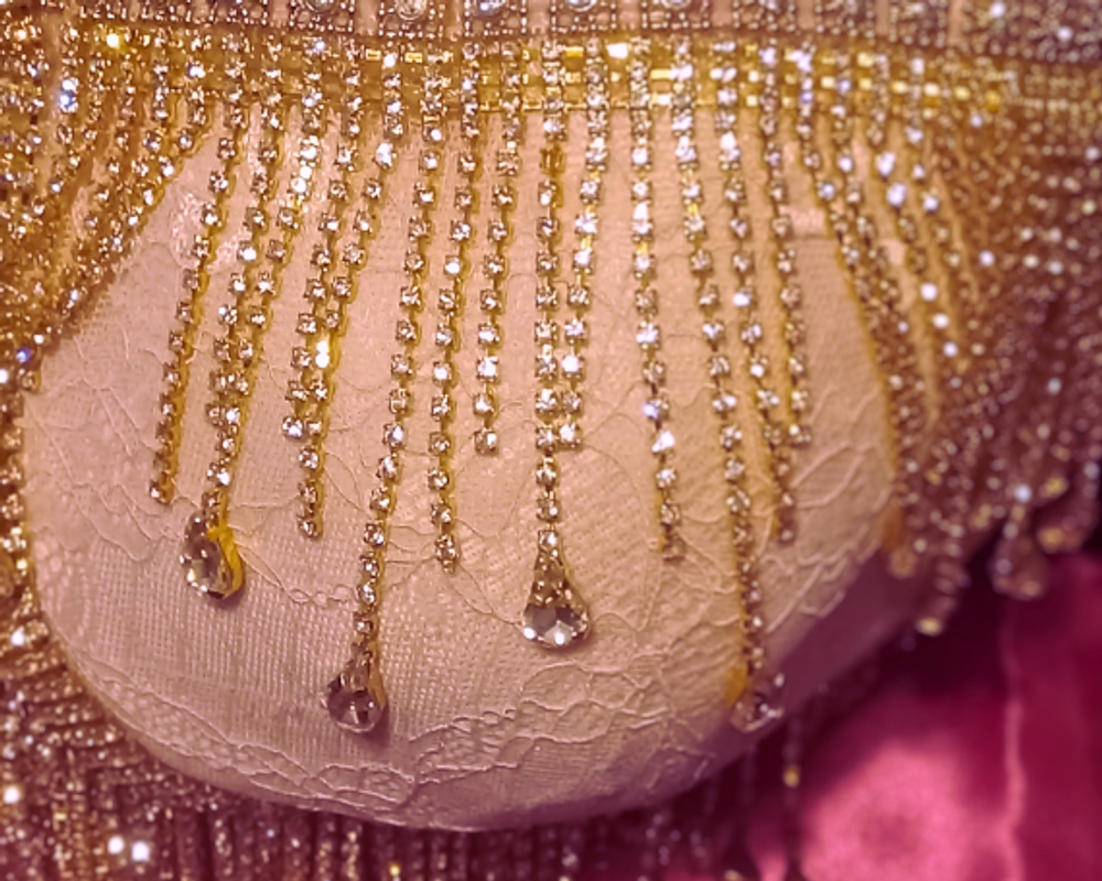 DIY Pink Bra Purse 