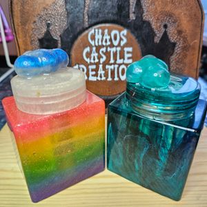 Large rectangle jars, round lids