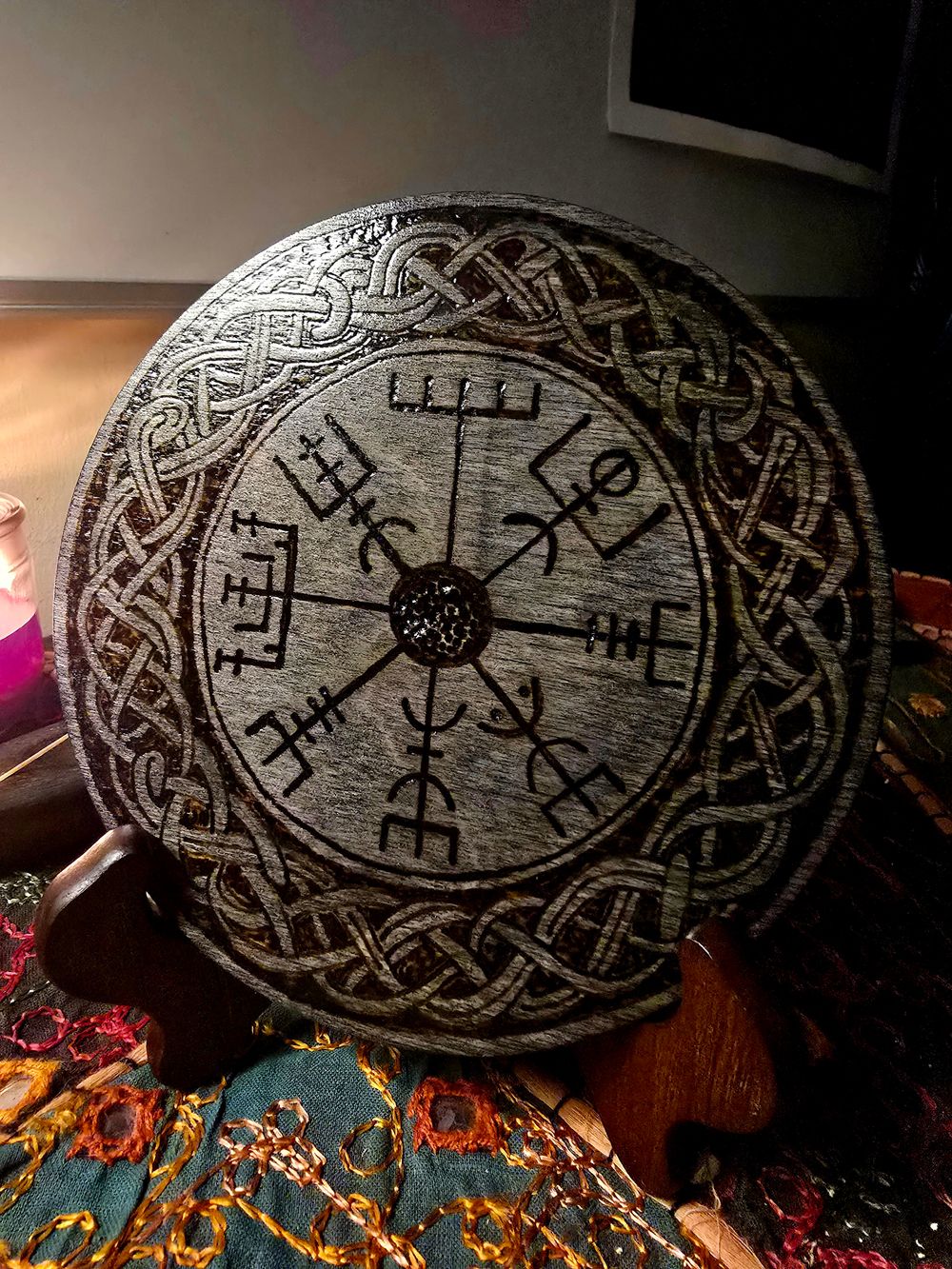 Vegvísir Altar Tile (Woodburned & Stained)