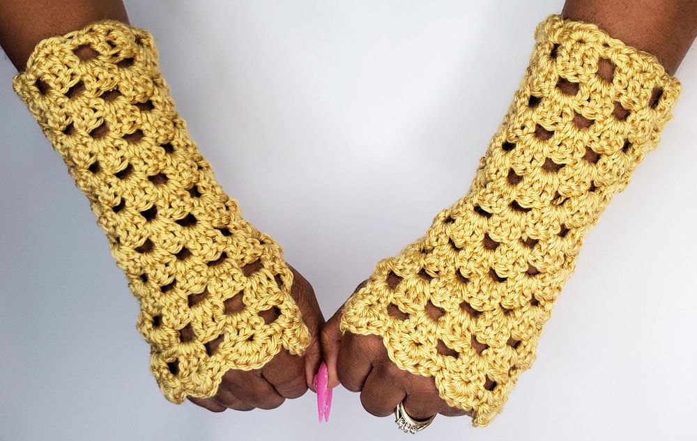 Women's Crochet Fingerless Gloves - Wrist & Arm Warmers - Ha...