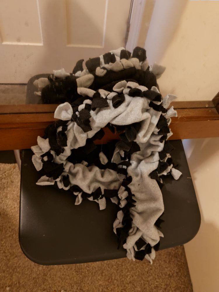 Hand Tie Scarf, Dual Colored