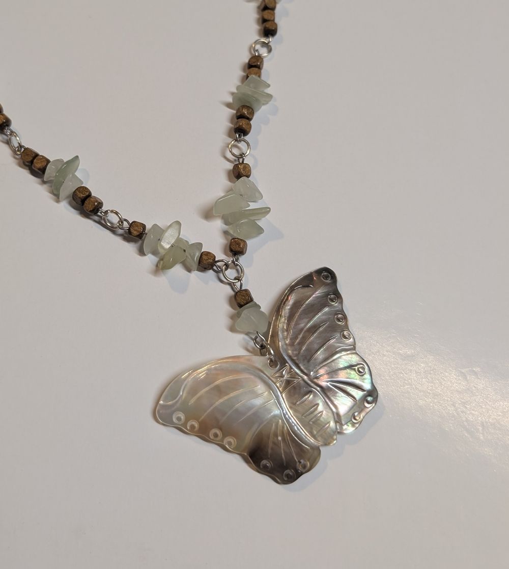 Butterfly quartz necklace 