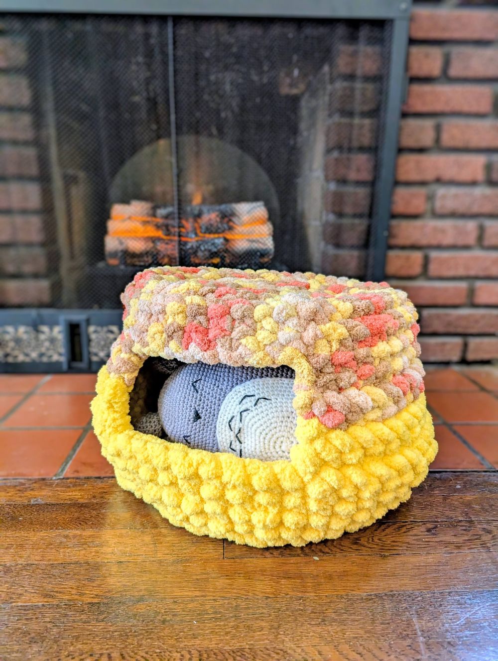 “Golden Harvest” Hand-Knit Pet Hut - A Cozy Fall Retreat for Cats and Small Pets
