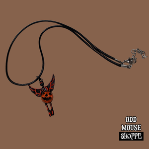 A whole view of the necklace