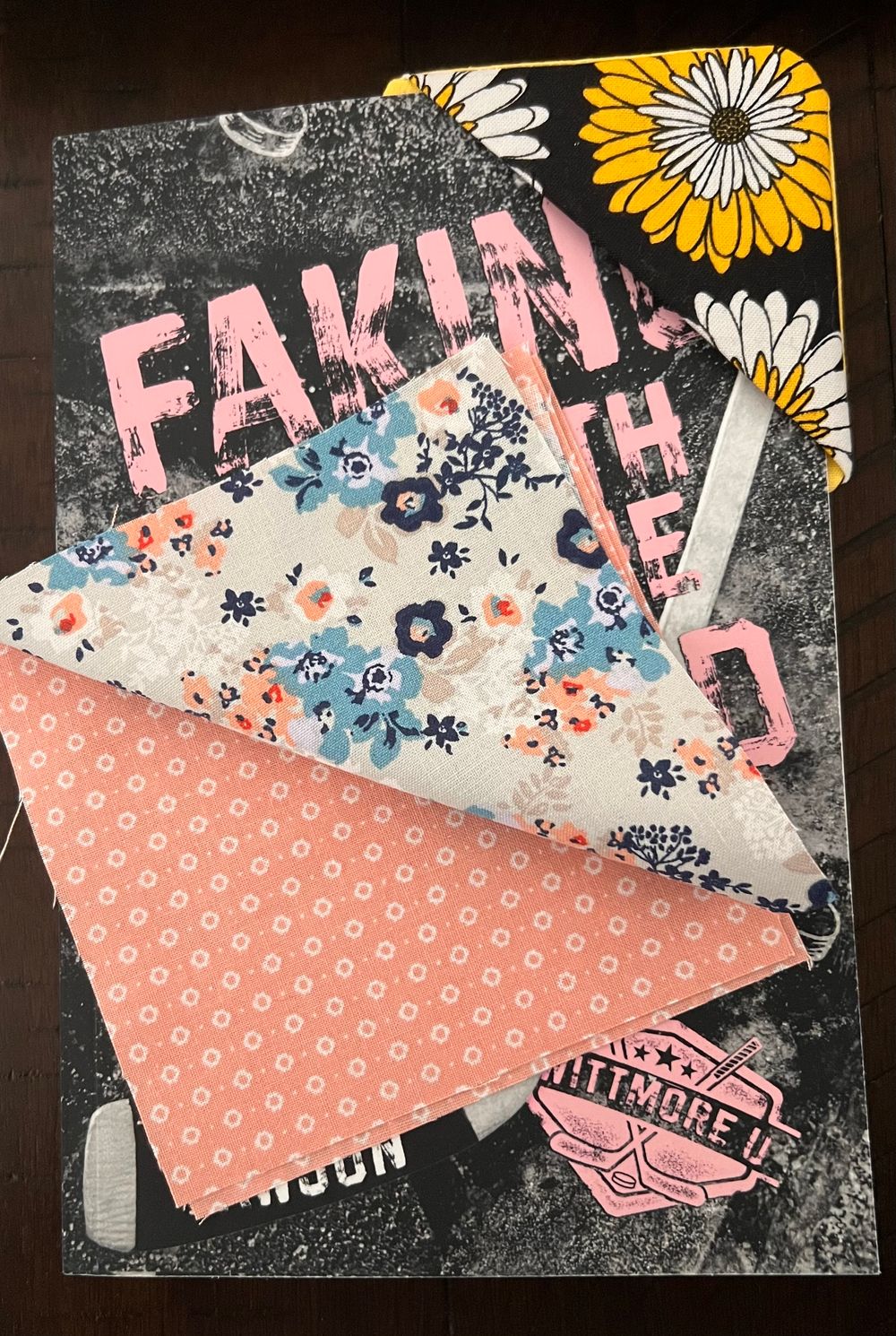 Corner Bookmark - Floral w/ Pink Dot Base