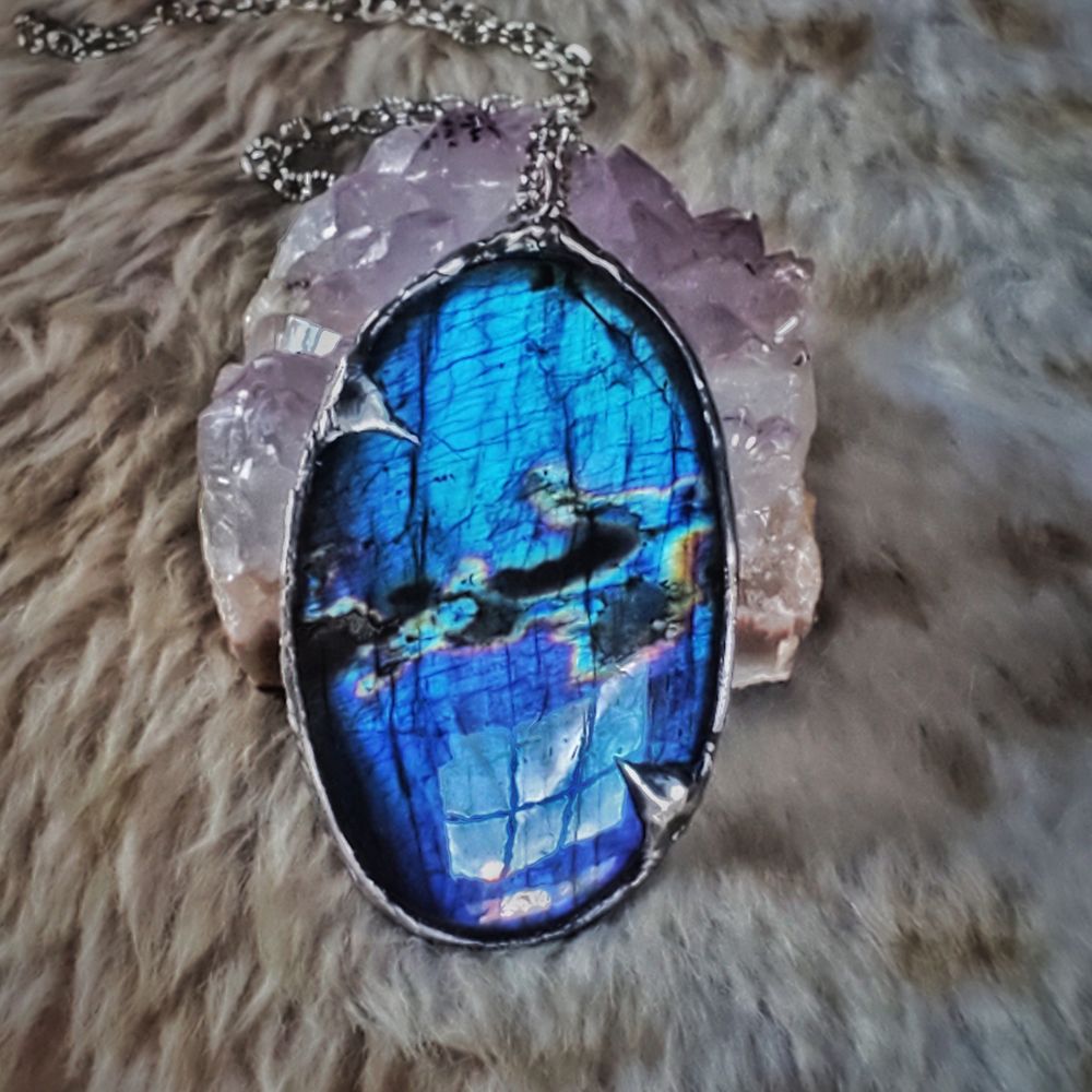 Siren Isles - Silver Soldered Labradorite Necklace