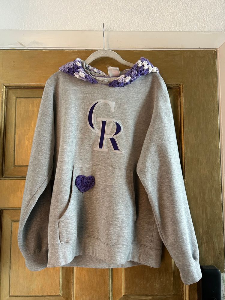 Colorado Rockies Crochet Hood Sweatshirt 