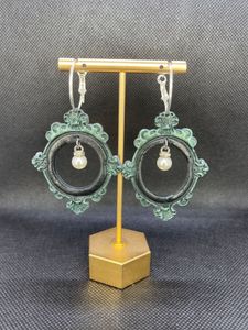 Pearl Frame Earrings