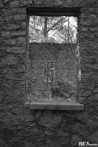 Listen, if you loved the last frame, let me show you, A FRAME WITHIN A FRAME! Also at the engine house at Elephant Rocks State Park