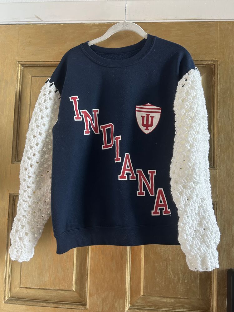 Crochet Indiana Sweatshirt 