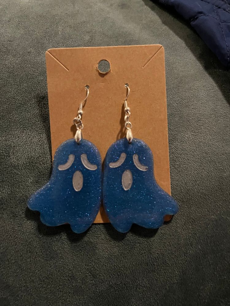 Ghost earrings 