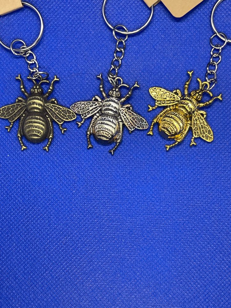 Bee Keychain 