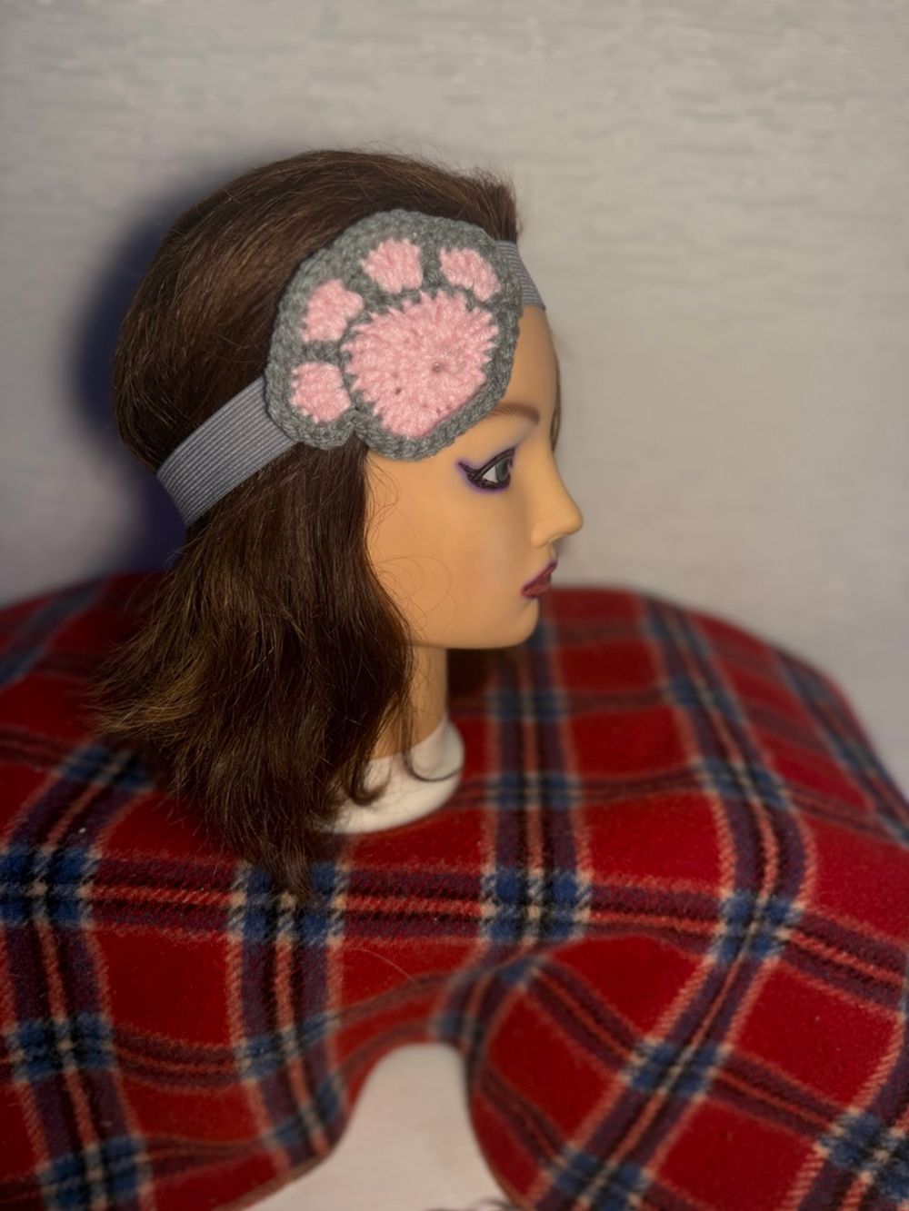 Light Gray Elastic Headband with Crocheted Paw