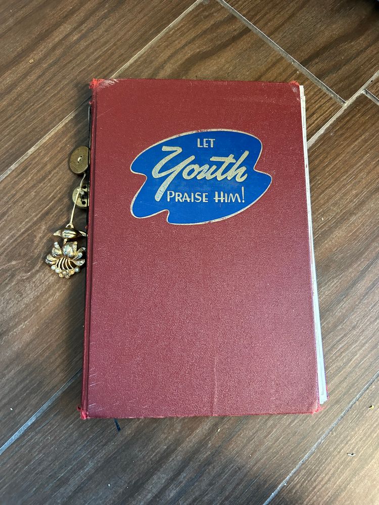 Junk journal from old hymn book 
