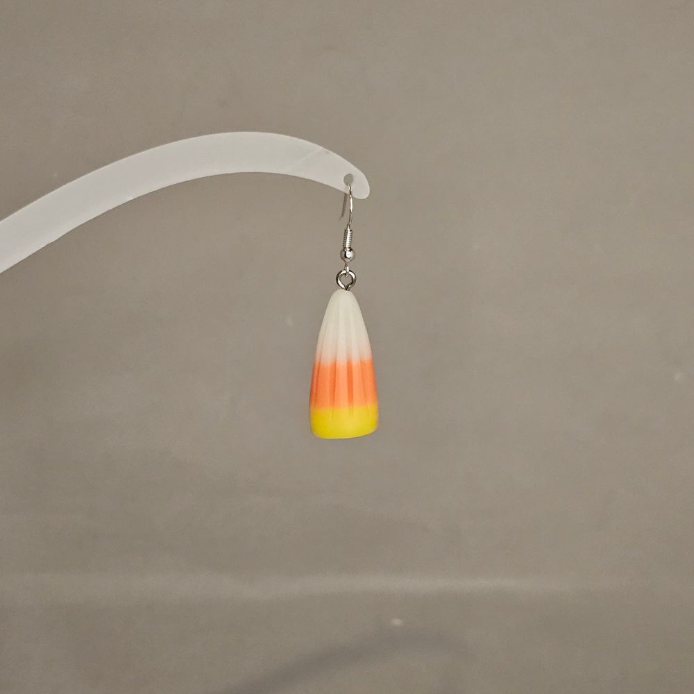 Item #125 Candy Corn Earring