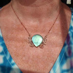 Pendant modeled