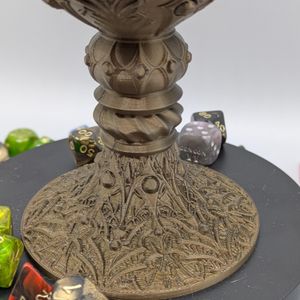 Detail on the stem and base.