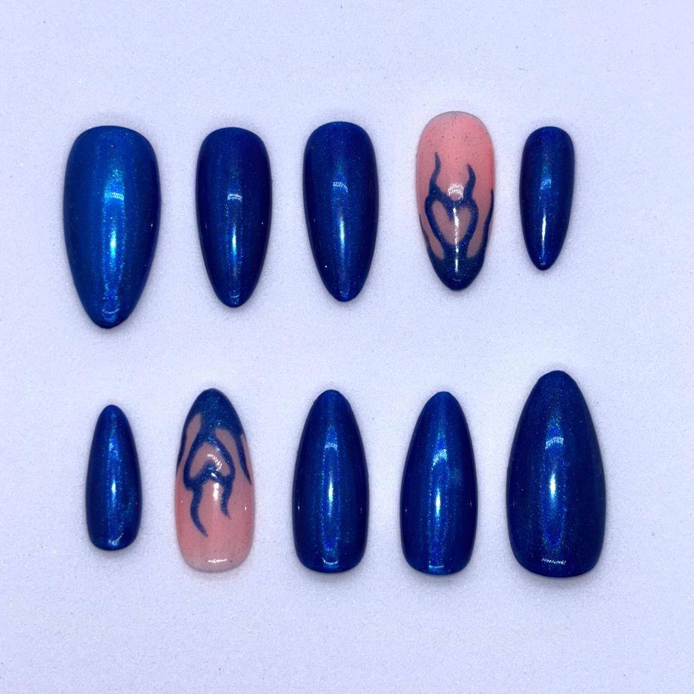 Siren Glow – Press On Nails