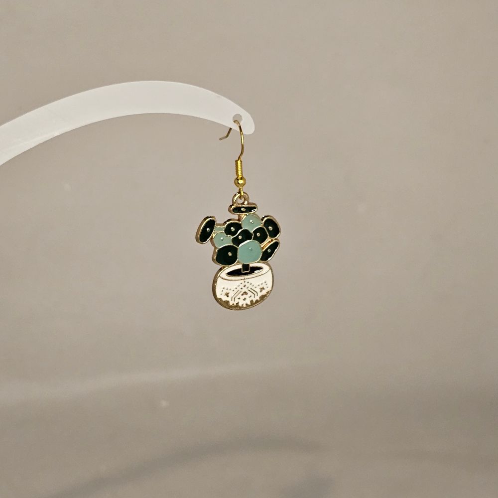 Item #206 Plant Earring