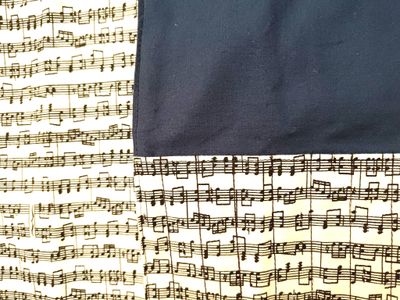 Music notes with navy contrast