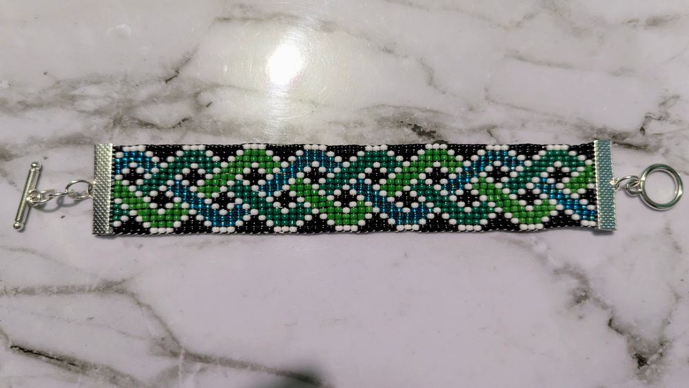 Celtic-Style Loom Beaded Bracelet