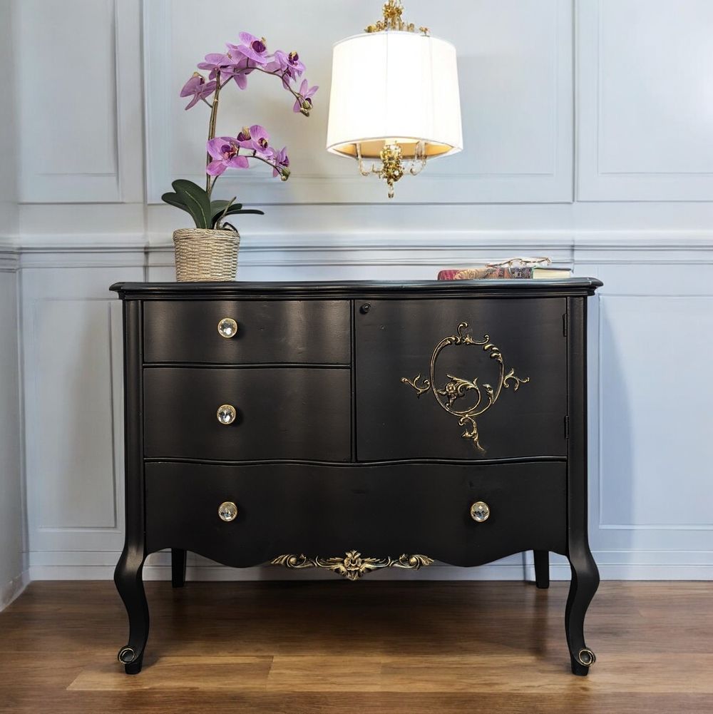 Bar Cabinet / Sideboard