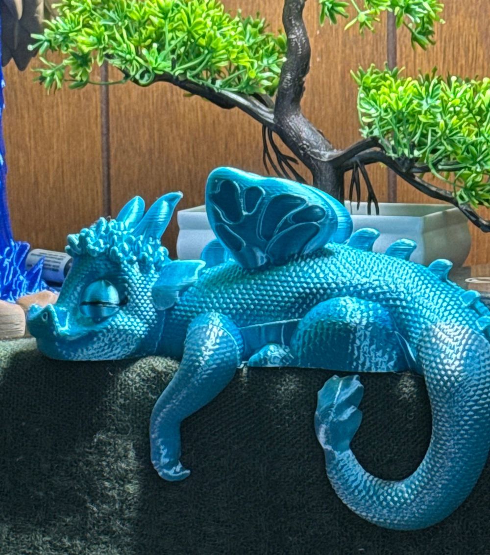 Sleeping Butterfly Shelf Dragon