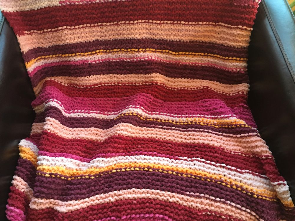 Cozy knit lap blanket