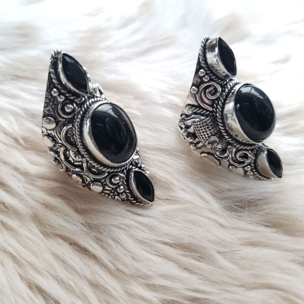 Genuine Black Onyx Goddess Ring - size 7