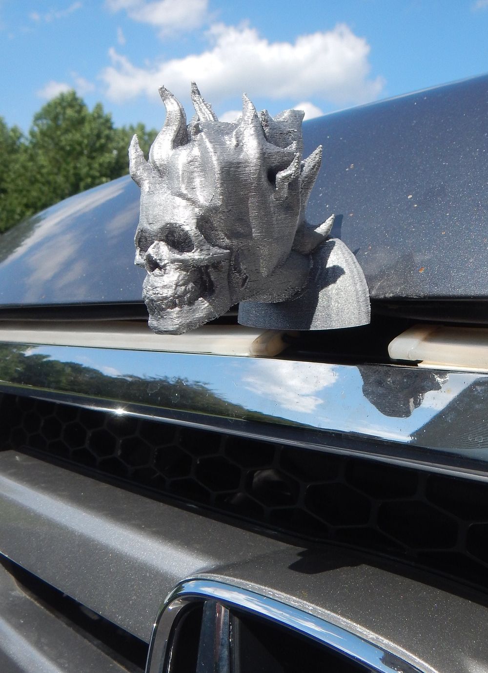 Flaming Skull "Universal" Hood Ornament
