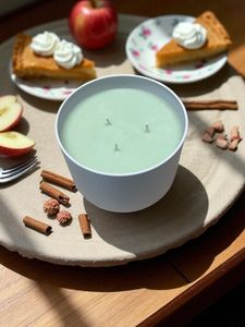 Apple pie 8oz. white candle