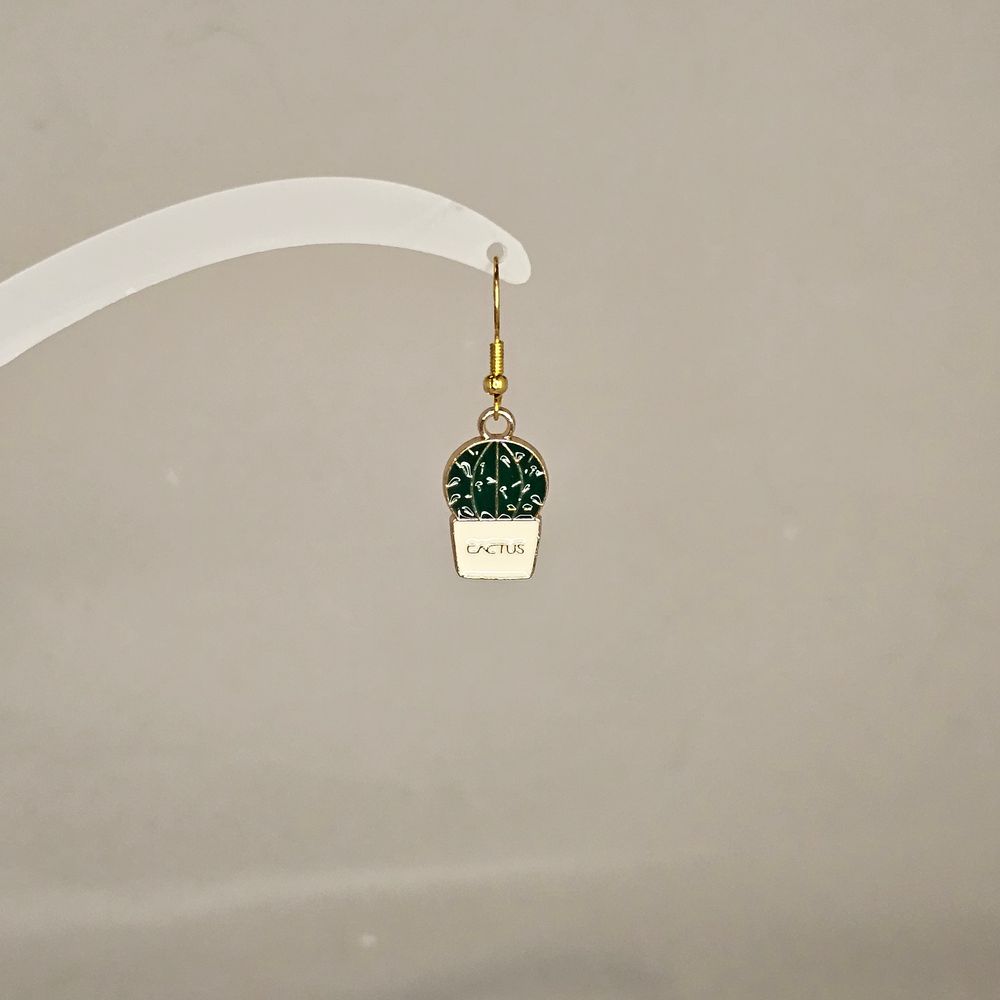 Item #208 Plant Earring