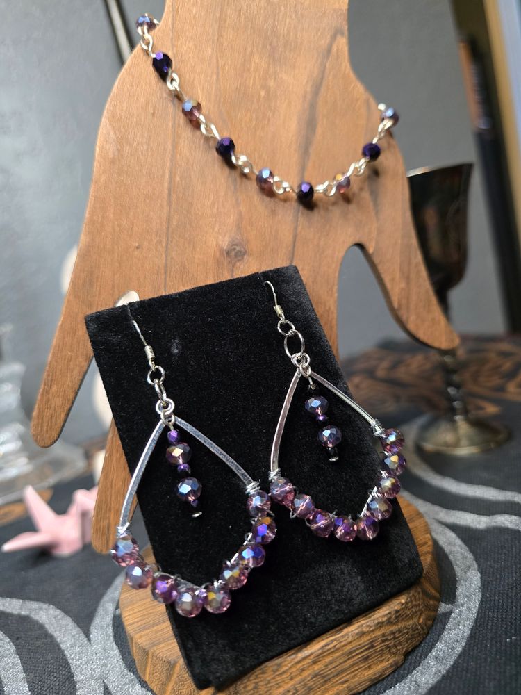 Purple faceted glass set 