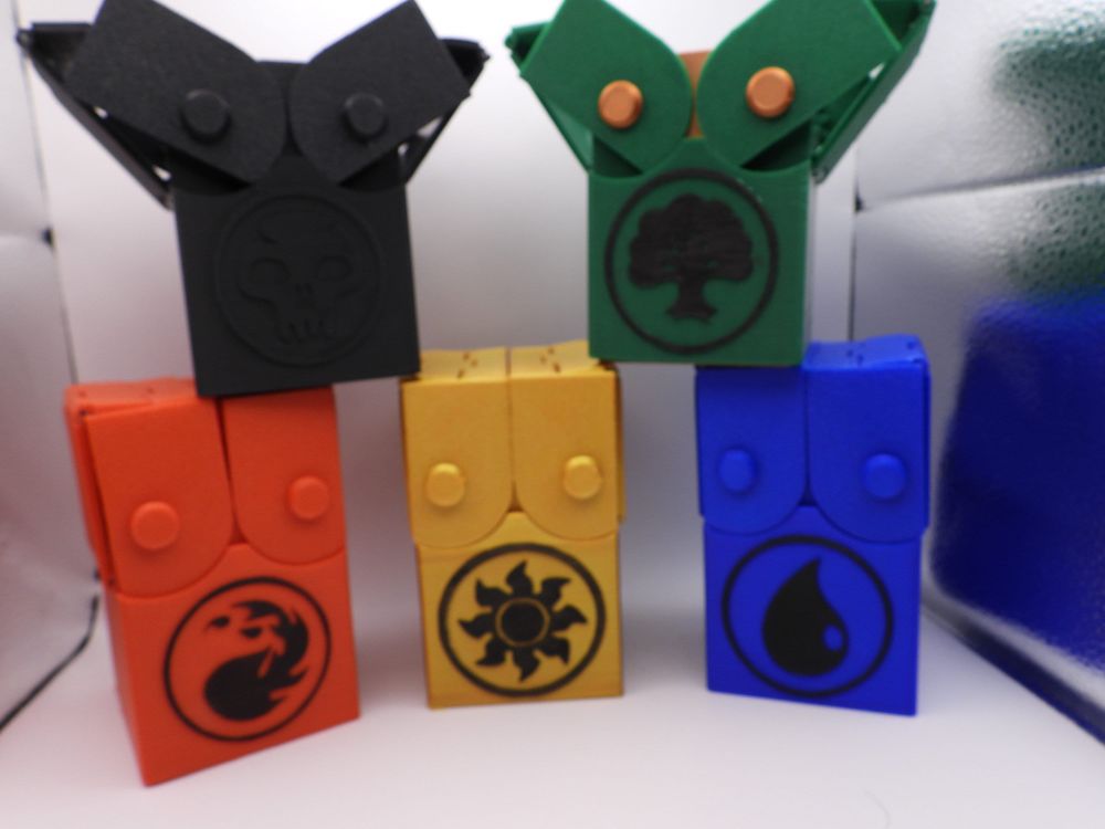 Magic the Gathering MTG 100+ Sleeved Card Deck box