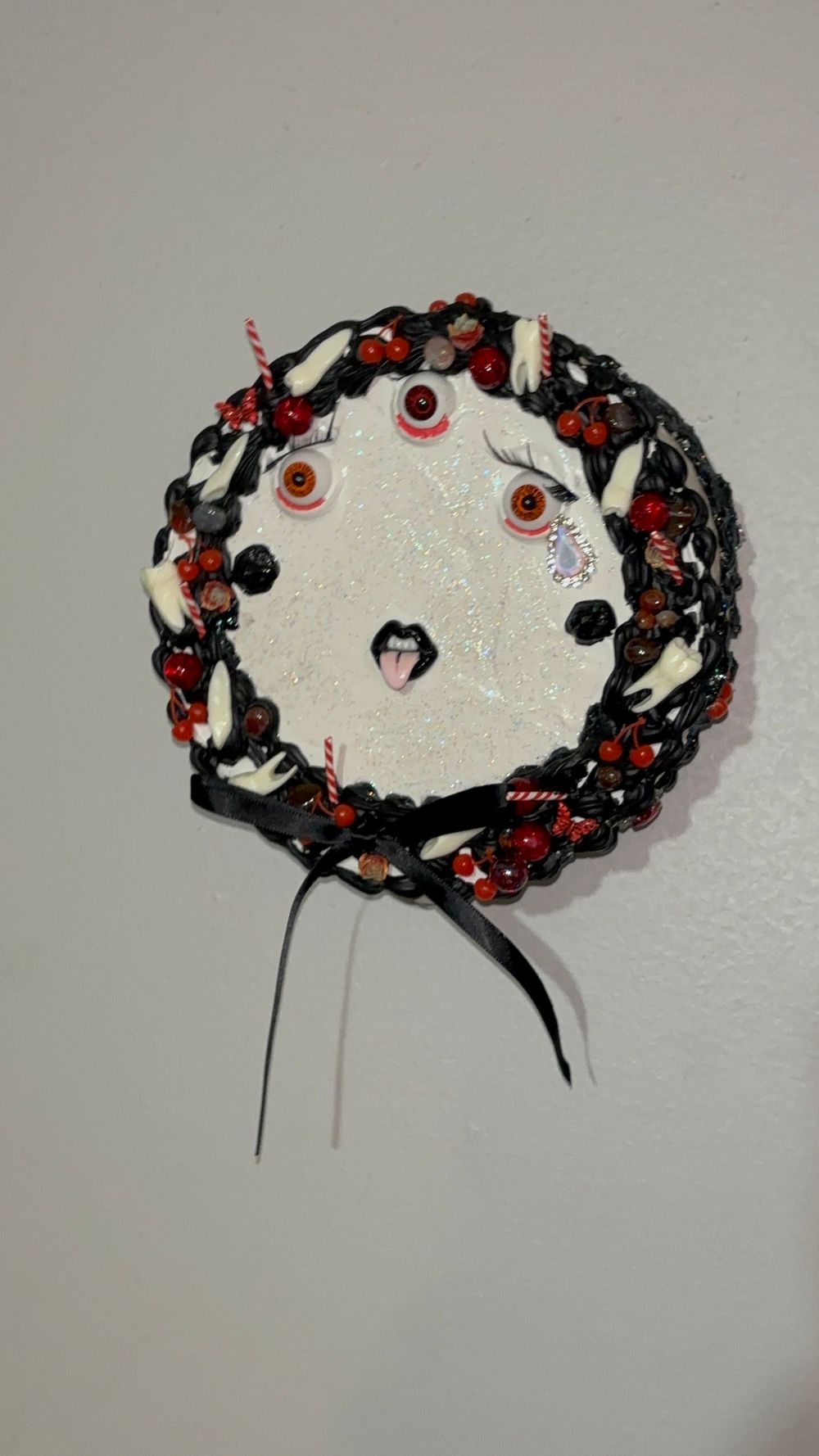 8” Fake Cake Tooth 🦷 Monster Wall Hanging