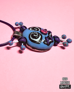 An up close look at the necklace