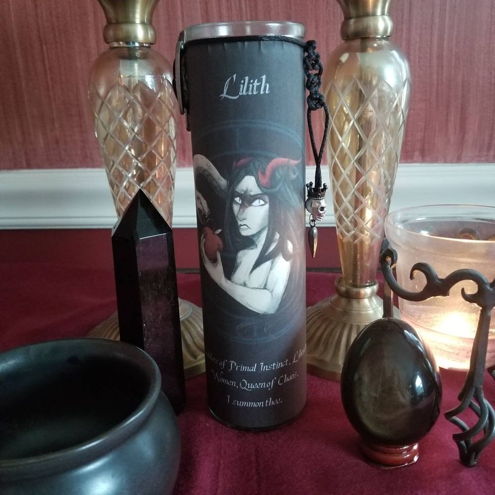 Lilith Dark Goddess Candle