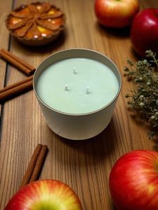 Apple pie 8oz. gold candle