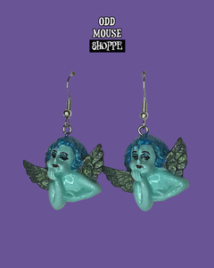 A front view for earrings