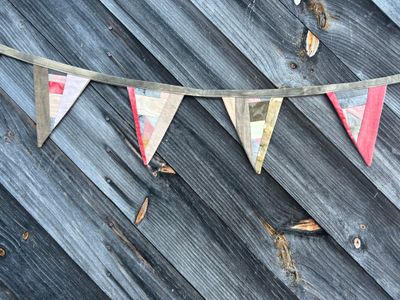 Patchwork Triangular Bunting Gray backing close up