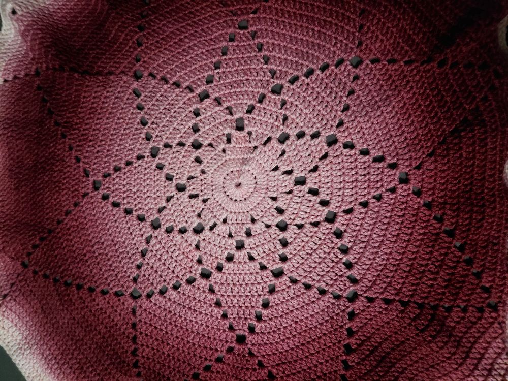 Crochet Ombre Mandala Flower Baby Blanket