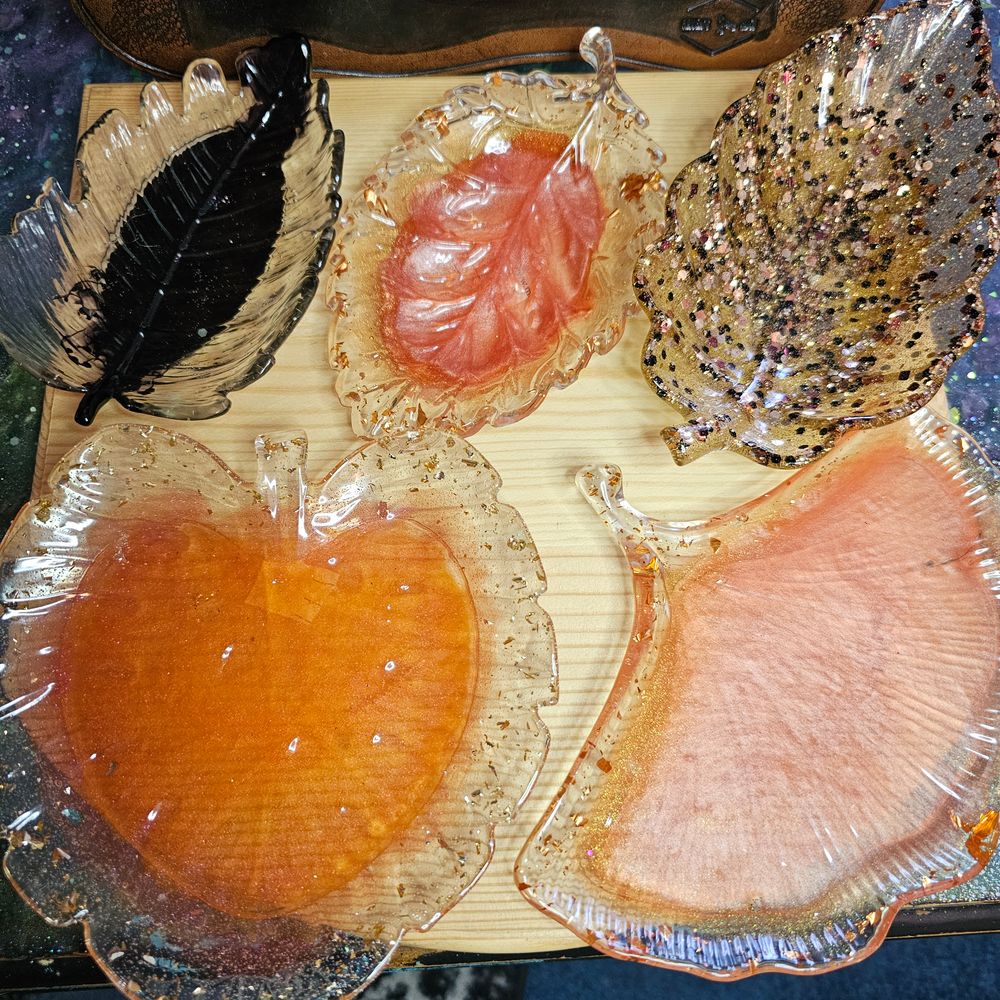 Leaf Trays