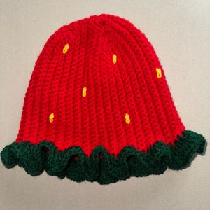 AVAILABLE Strawberry beanie (size Large)